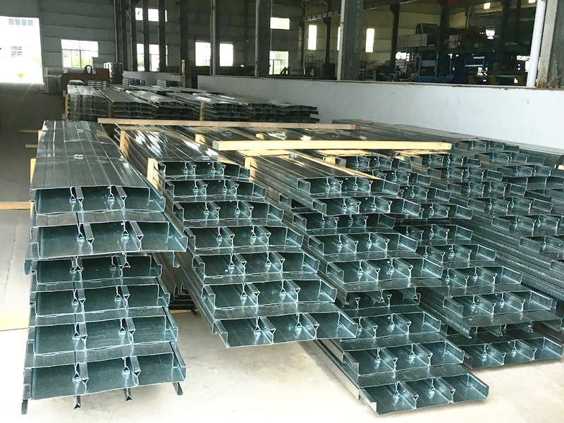 closed type steel bond deck